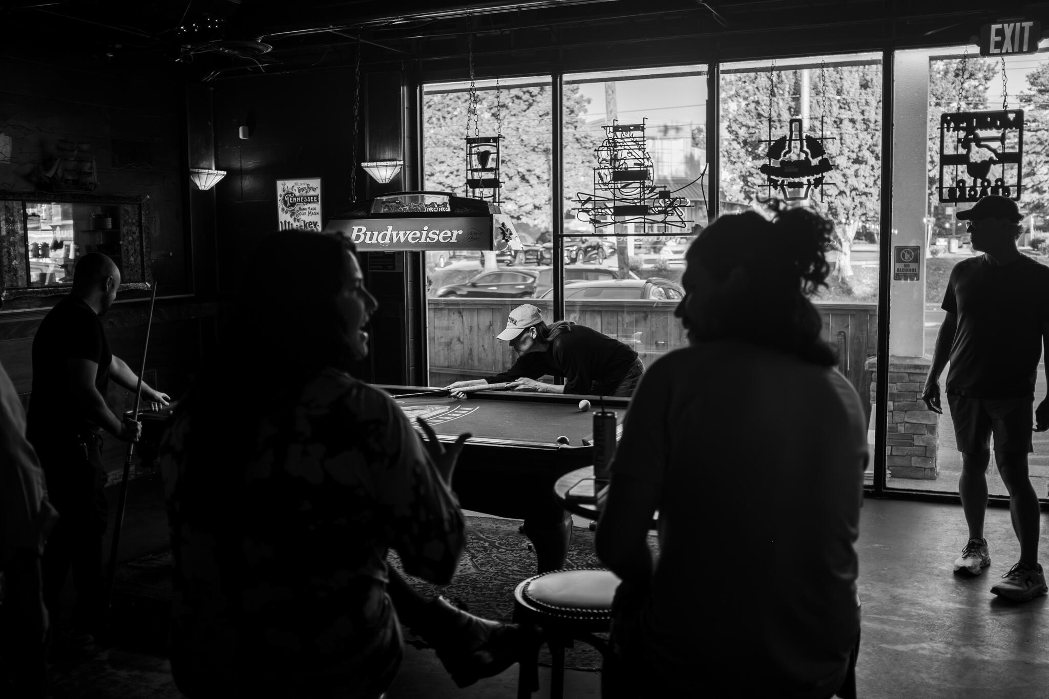 Pool Bar